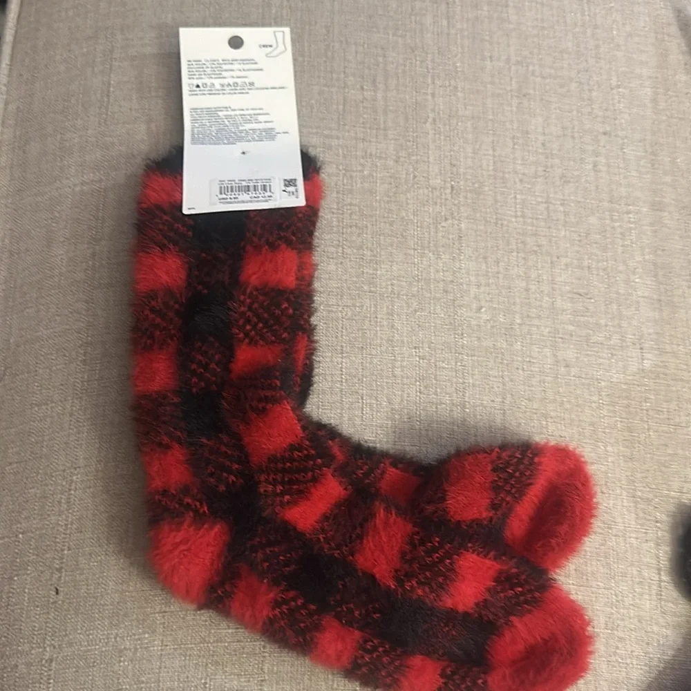 Christmas AE Fuzzy Buffalo Plaid Socks